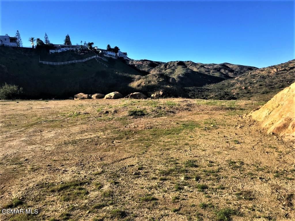 142 Saddlebow Rd, Bell Canyon, CA 91307